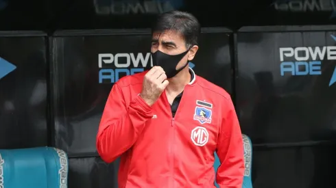 Gustavo Quinteros no podrá dirigir ante Audax Italiano.