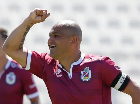 Suazo anota su gol 100 en Primera en su reencuentro con Sierra