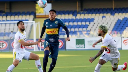 El VAR le anuló un gol a Everton a los 89' del partido | Foto: Agencia Uno