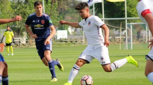 Ethan Espinoza es uno de los juveniles que entrena con el primer equipo.