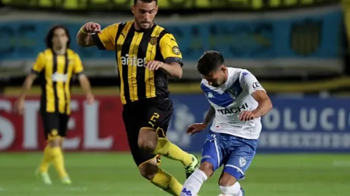 Fabricio Formiliano otro nombre para la zaga de Colo Colo | Foto: Getty Images