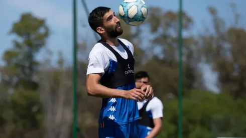 Emiliano Amor con acuerdo de palabra