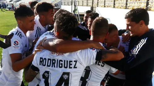 Colo Colo podría terminar puntero tras este Superclásico.