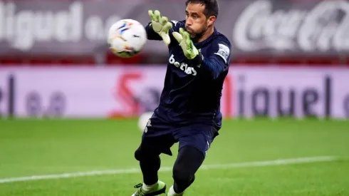 Claudio Bravo prepara un partidazo