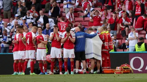 Tensos momentos en el mundo del fútbol.