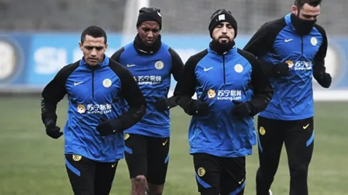 El futuro de Alexis y Vidal podría cambiar en el Inter.