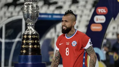 Arturo Vidal anuncia un gol ante Bolivia | Foto: Agencia Uno.