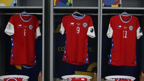 La Roja nuevamente saltará a la cancha tapando el logo de Nike