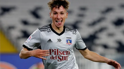 Colo Colo busca blindar a Luciano Arriagada