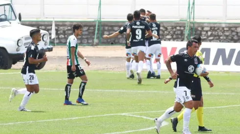 Colo Colo visitará esta tarde a Palestino en La Cisterna | Foto: Agencia Uno
