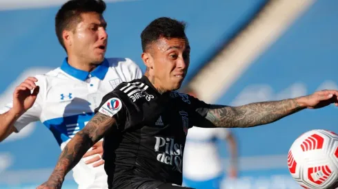 Martín Rodríguez no pudo con la defensa cruzada.