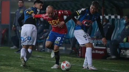 Unión Española y Huachipato no se sacaron ventaja en el Santa Laura.