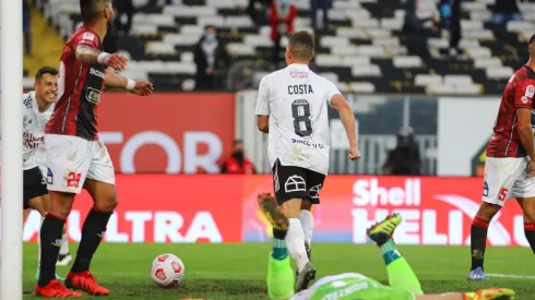 El Cacique ganó y llegó al liderato del torneo en el Monumental.
