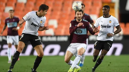 El delantero argentino es tentado por el Cacique.