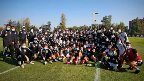 Colo Colo festeja por partida doble | Foto: Colo Colo Oficial