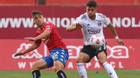 El defensa compartió con los hinchas.