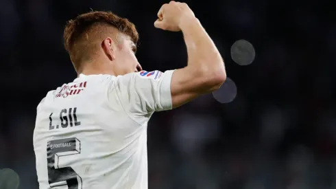 Colo Colo gana y recupera su ventaja en la cima del torneo.