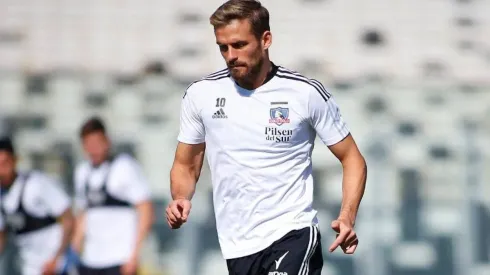 Santos ya cumplió 20 días de trabajo en el Monumental.