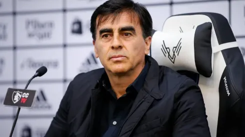 Quinteros habló de la importancia del hincha de Colo Colo en su renovación