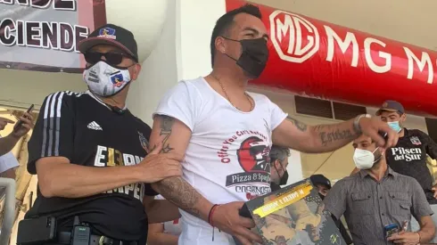 El último ídolo albo se lució repartiendo regalos en la Ruca