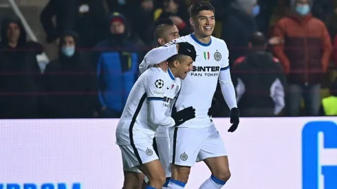 Los ex Colo Colo fueron protagonistas del triunfo interista ante Sheriff