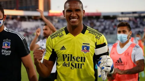 El formado en el Cacique debutó profesionalmente con Colo Colo