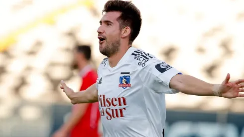 César Fuentes firmó su renovación con Colo Colo.