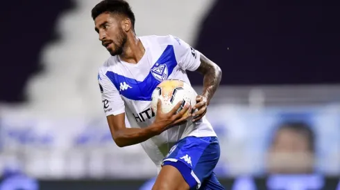 El atacante se hará los exámenes en Argentina para luego integrarse a la pretemporada