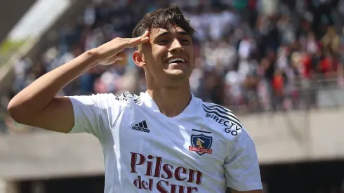 Colo Colo no tiene interés en desprenderse tan pronto de Pablo Solari.