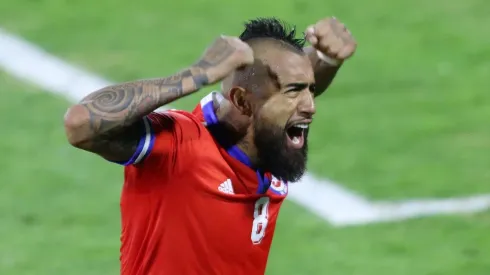 El King festejó con todo el triunfazo de la Roja ante Bolivia