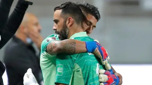 Cortés tuvo que reemplazar al lesionado Claudio Bravo en Bolivia.