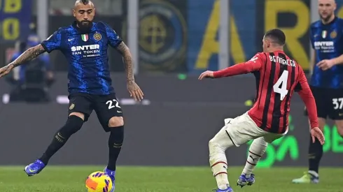 AC Milan e Inter se miden en la semifinal de ida de la Copa Italia.