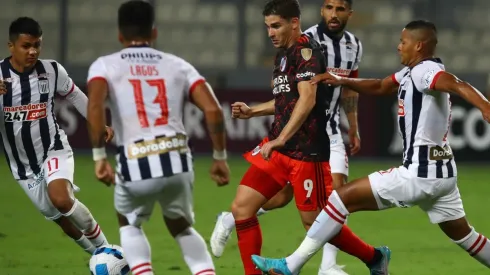 Gustavo Quinteros adelantó que espera un Alianza Lima con mucha gente replegada.