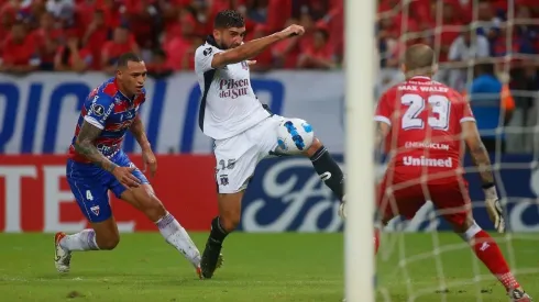 Emiliano Amor llegó al Monumental para alentar a Colo Colo.