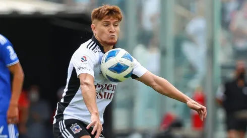 Leonardo Gil adelantó su posición en Colo Colo.