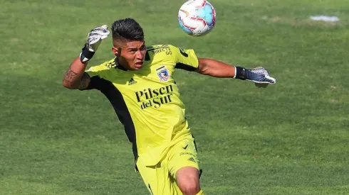 Brayan Cortés termina contrato en diciembre con Colo Colo.