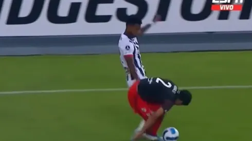 El peruano se perderá lo que resta de la fase de grupos.