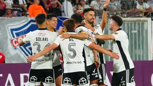 En Argentina elogiaron al Cacique antes de recibir a los millonarios.