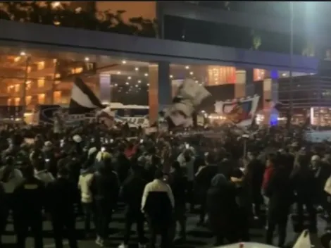 Hinchas de Colo Colo realizan Hotelazo en Argentina