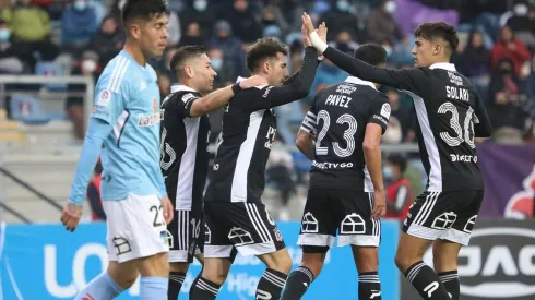 Colo Colo empató y no pudo escaparse en el liderato.