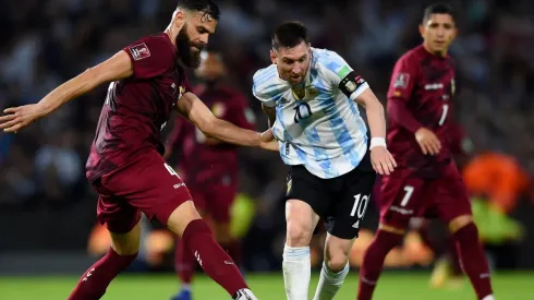 Aseguran que Colo Colo está interesado en el defensor venezolano Jhon Chancellor.