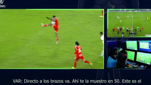 El VAR de Colo Colo vs Internacional