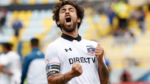 Jorge Valdivia anunció que cuelga los botines.