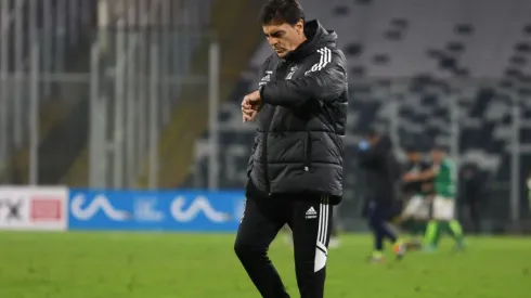 ¿Hasta cuándo tiene contrato Gustavo Quinteros en Colo Colo?