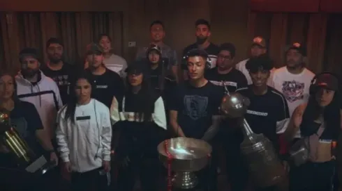 Varios integrantes del plantel se lucieron cantando una versión actualizada del himno en el aniversario 97