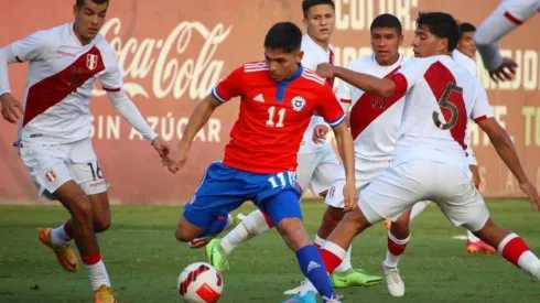 Joan Cruz anota en Chile