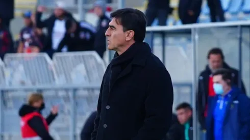 Gustavo Quinteros se acerca a los 100 partidos dirigiendo a Colo Colo