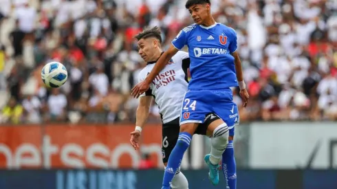 La formación de la U ante Colo Colo