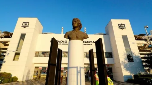 ¿Cuál es el valor de las acciones de Blanco y Negro al martes 2 de agosto?