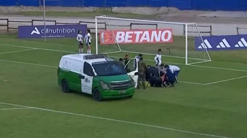 Javiera Grez tuvo que ser trasladada por un furgón de Carabineros